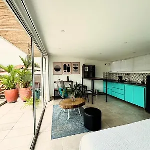 Hostel Moonshine Boutique, Cali